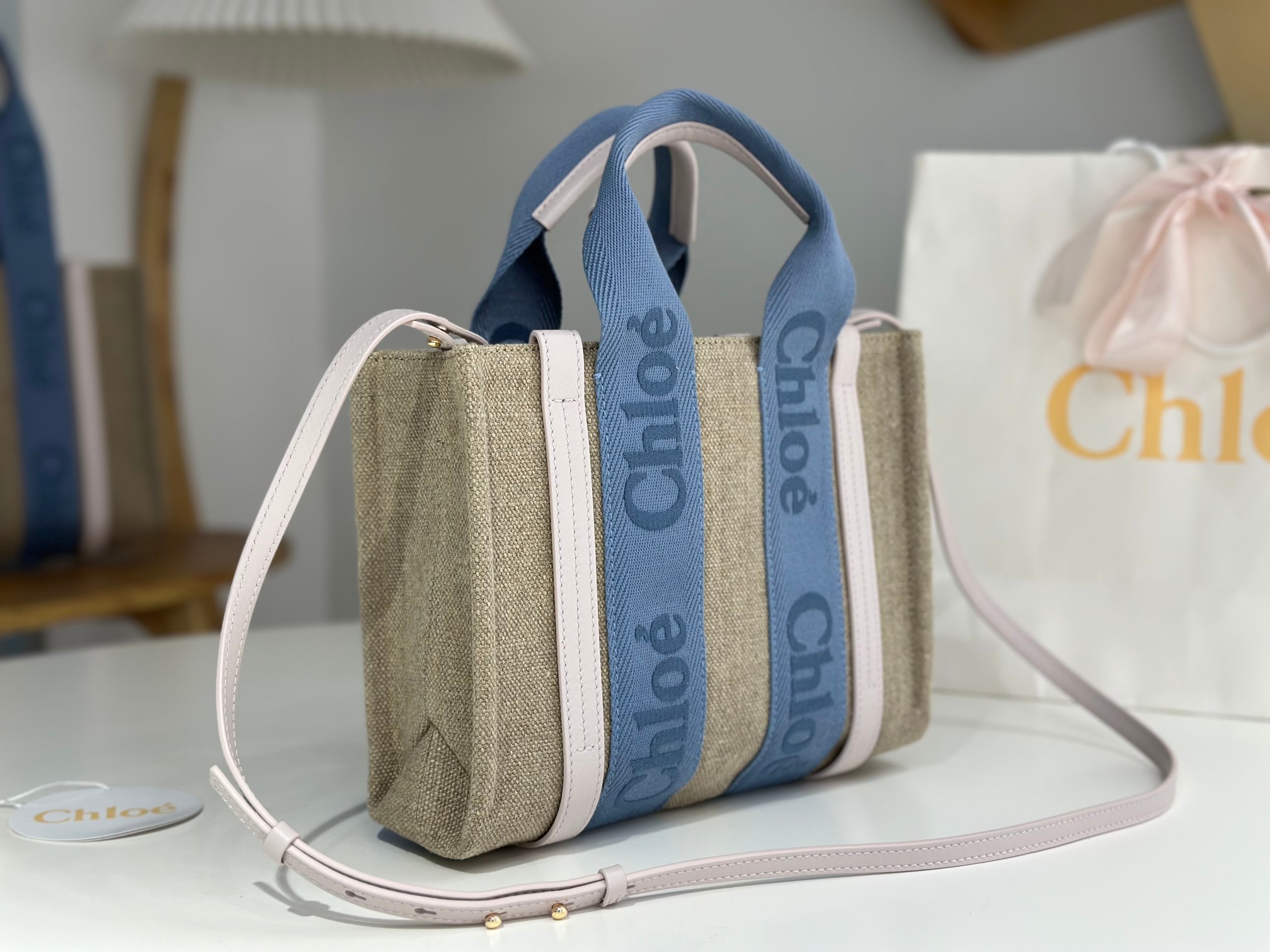 Chloe Small Woody Tote Bag In Linen